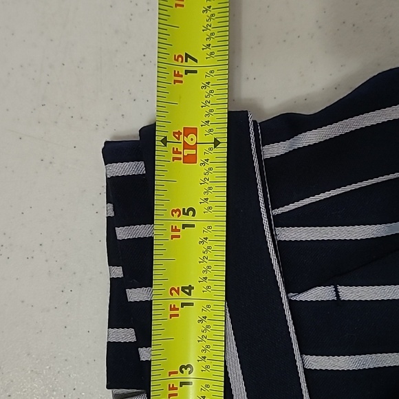 Banana Republic women's striped "Blake" wideleg ankle pants size 6 - Picture 5 of 8